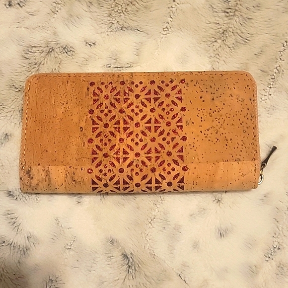Zippered Cork Wallet - Picture 2 of 7